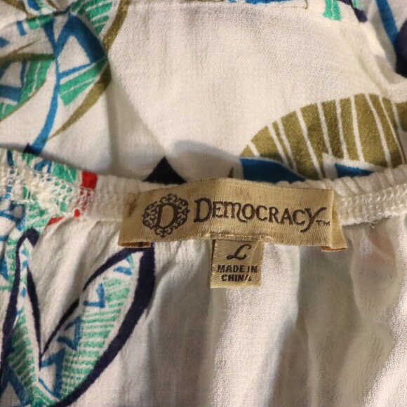 Democracy rayon 3/4 length sleeves lightweight shirt, white green and blue shirt - Picture 6 of 10